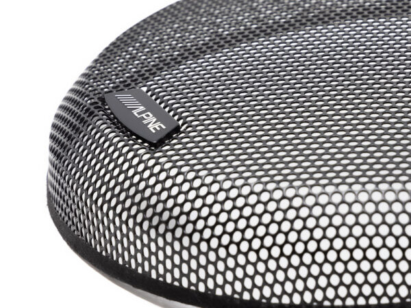 Alpine KTE-12G3 30 cm (12-Zoll) Schwarzes Metallabeckgitter für die 12-Zoll Subwoofer R2-W12D4, R2-W12D2, S2-W12D4 und S2-W12D2 von Alpine – Bild 6