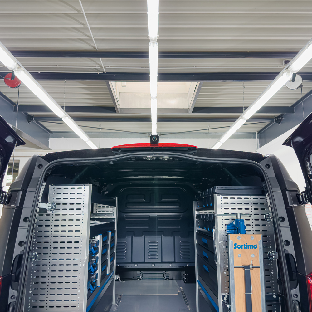 AMPIRE Kamera (CVBS), Mercedes Vito (W447) mit Flügeltüren bis 2022 – Bild 10