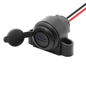 Alternative view of AMPIRE USB-C Ladegerät 12/24Volt > USB-C, 3.1A/5Volt