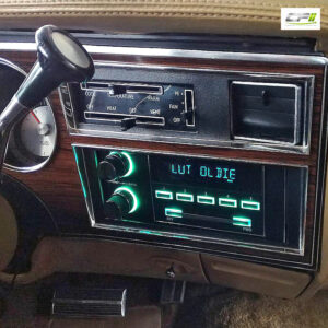 RETROSOUND Displayeinheit "New York" für 1970-2000 GM/Ford und Mopar