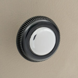 RETROSOUND vorderer Bedienknopf, Metall, verchromt, schwarz lackiert